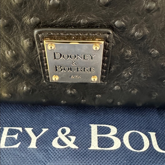 Dooney & Bourke Tassel Crossbody, Black Ostrich Textured Leather w/dust bag, NWT - Picture 2 of 13